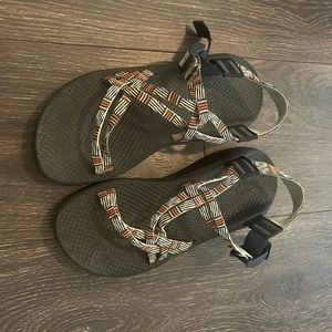 Chacos (red/blue)